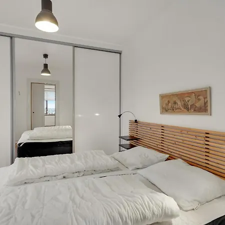 아파트 Cozy In Rudkobing With Kitchen Spodsbjerg